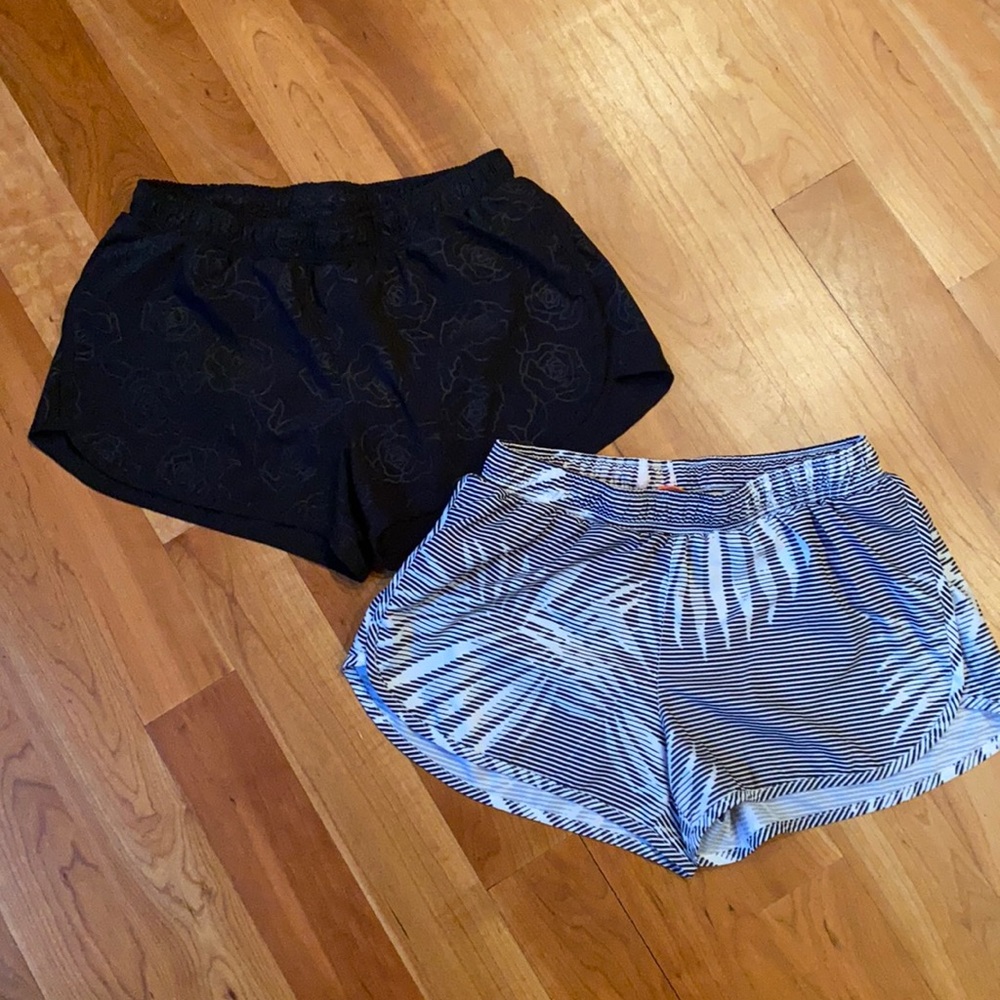 Black and Black/White 2-pack Go-Dry Old Navy Athletic Shorts. Size Small.